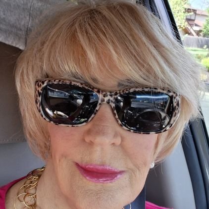 SueHeck65048926's profile picture. 
