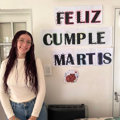 hola volví a tuiter / mi perfil es un diario abierto