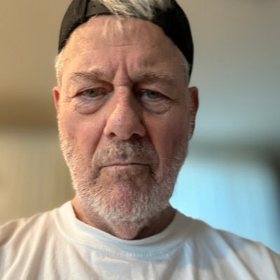 RandalKoers's profile picture. Computer whiz they used to call me never was nor am I , but I know a few things