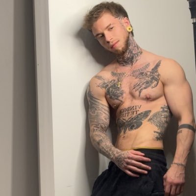 🔞 32 Transmasc Adult Content Creator | Fitness Coach 🏳️⚧️