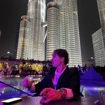 Agency owner helping models scale
📍French Riviera • Kuala Lumpur • Bali