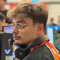 Jaja (@kom_jaja) 's Twitter Profile