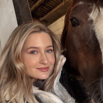 Ericaischarming's profile picture. Robots and nymphomaniacs please leave me alone