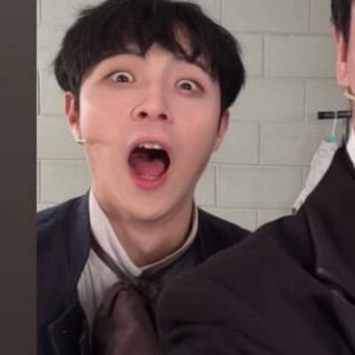 dae_pjw's profile picture. 서울ㅡcityofdreams.🇰🇷
박정원배우님.