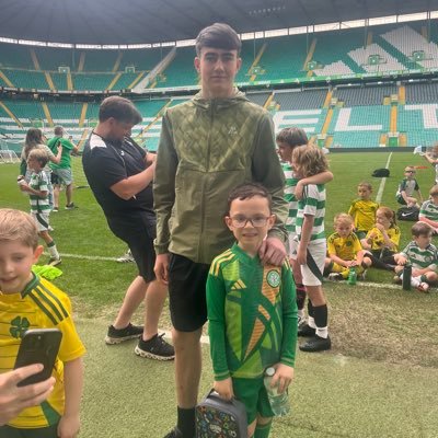 One love 💚Glasgow celtic 🇳🇬🏴 shay💚darci💜Reegan 💚Delilah 💜