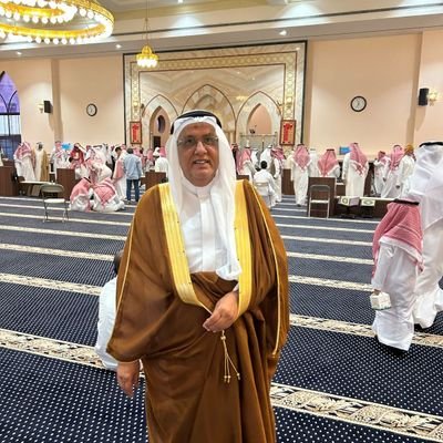محام ومستشار قانوني صاحب مكتب احمد حمدان للمحاماه والاستشارات القانونية ..عضو الهيئة السعودية للمحامين ...تصريح رقم ٣٨/٧٤٧ ( وزارة العدل)