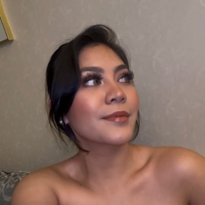 reneyy18's profile picture. i don’t tweet much.