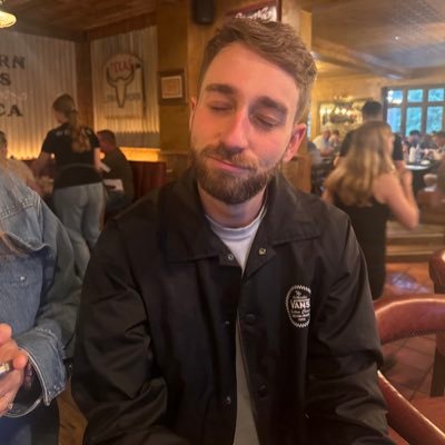 samjimmywood's profile picture. catch me floatin’ circles in my fishbowl (ψ) 