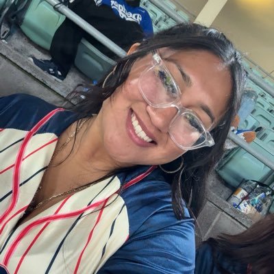 kimmynegraa's profile picture. 25 👒🍀💚 // @ ohh.sweethoneyy