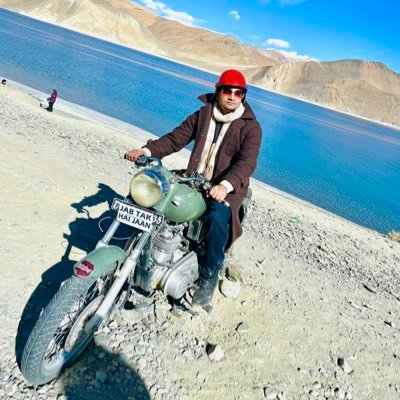 anish_luckyon's profile picture. Be positive be strong 😊!!!!!