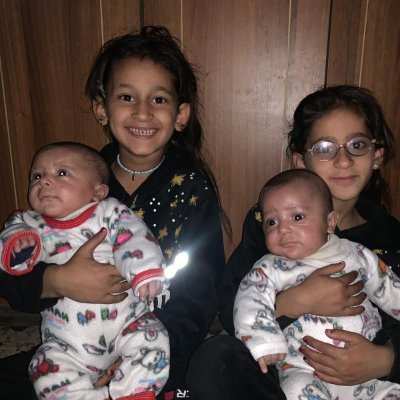 Mother of 4 in Gaza. Twins need diapers & medicine. Carmen collects paper for food. Help us survive war, hunger & illness. A #Gaza
#DonateForGaza