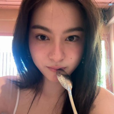 she/her 🪡 sendıng 꽃. to 𝘀𝗲𝘃𝗲𝗻𝘁𝗲𝗲𝗻, 🥛🍪 always makıng me feel 𝙝𝙖𝙥𝙥𝙮, even ın raıny days .. ૮ ˊ ᵔ ˋ ✿︎ ა