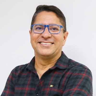 Jornalista, esposo, pai, ex-vereador (2021-2024) e atual vice-prefeito de Aracaju 💙