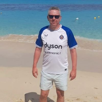 snappy2309's profile picture. #NeverVoteConservative.
#RejoinEU.
Bath Rugby fan.