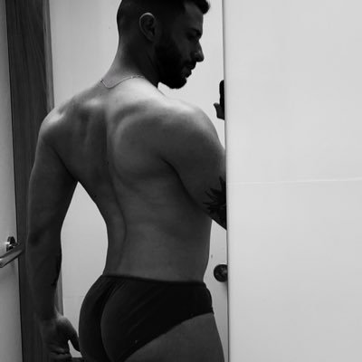 nitimur in vetitum | explicit and exhibitionism 🔞