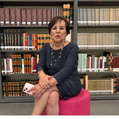 #Feminista Doctora en Derecho. Comprometida con la igualdad y la paridad. #NosotrasTenemosOtrosDatos