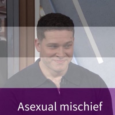 I love 9-1-1 and my cat! 21, genderfluid, bi/ace š» https://t.co/5hM4F4QRhr