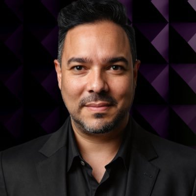 Founder Blockflow Agency | Brand Strategist with 20+ yrs experience. Unleashing the power of design to Web3 and Blockchain startups.