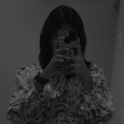 Srishttiiii21's profile picture. : )