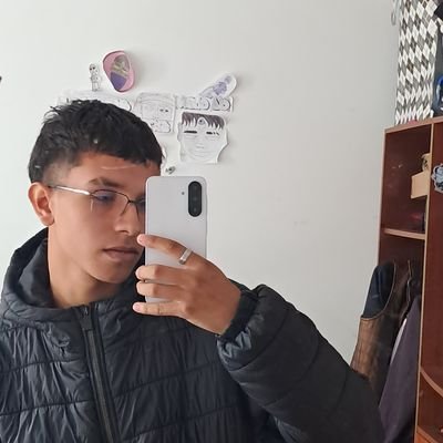 AndresChGUE's profile picture. 