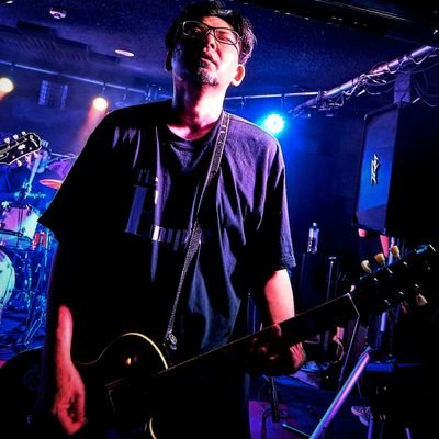 #TheEmpire(Gt.)
#イケパタ(弾語) #KZH
#猫 #もちこ(おもち)の人
#鋼ノ同盟 #Aegis 主催
#NSRF実行委員
フォロー等々お気軽にー
ライブのオファーこちらでも可です🤗