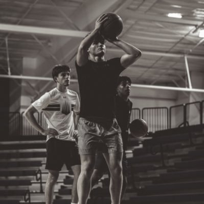 IMG Post Grad 2026 PG/CG 6’2📲(608) 354-9305 NCAA ID: 2202436505