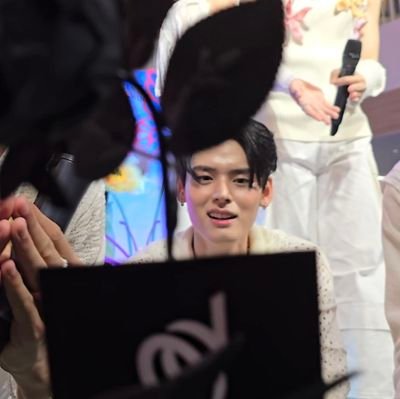 — ;♡ 𝙢𝙣𝙢. 🐋 ft.เม้นหยอกๆ ✨️さんのプロフィール画像