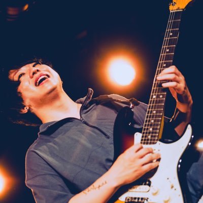 ギタリスト🎸/ギター講師/作曲編曲/名古屋芸術大学非常勤講師/演奏やレッスン、ギターRECの依頼はDMまで♫