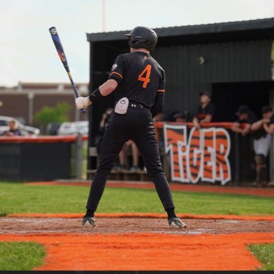 Mid Ohio Raptors 16u, Amanda Clearcreek 27’. 6’2 172| MIF|4.055 cumulative GPA. #740-497-2406