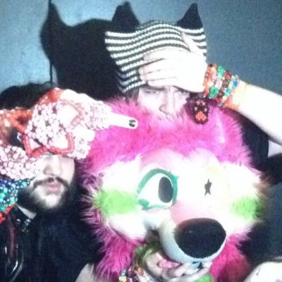 hardcorehuski's profile picture. SPARKLEDOG GABBER DJ HUSKY 😽😽😽😽😽😽😽 IAN STARR ⭐️⭐️ GENDER DEATH 🐾🐾🐾🐾 YAOI CONNOISSEUR (mdni)