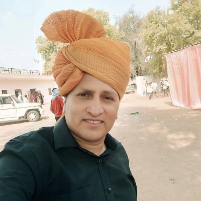 manohar_barupal's profile picture. Teachar