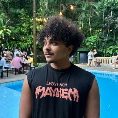 Você tá fantasiado do Omar de Elite?
Artes cênicas- UFOP🎭
Pronomes: Elu/ele/ela