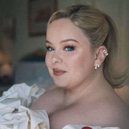 arhalstan's profile picture. bookstan 📚
escritora em construção ✒️
bellyconrand 
mooncovey 
POLIN FOREVER 
Fan Account