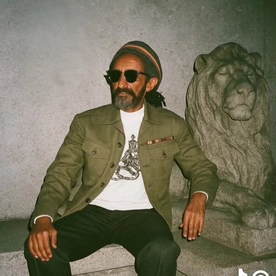 geza_ei's profile picture. 