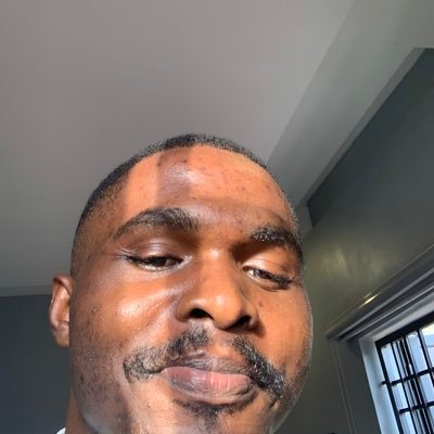 holdtodd's profile picture. 