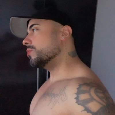 Solteiro. Escorpião.
Instagram: cezaraugustocr