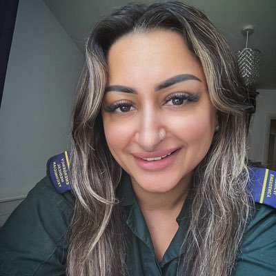 @ldn_ambulance EMT & Violence Against Women Lead 🚑 | @princestrust Rising Star UK 2022 Winner & Ambassador ✨ | DV & MH Advocate 💜💚 | All views are my own |