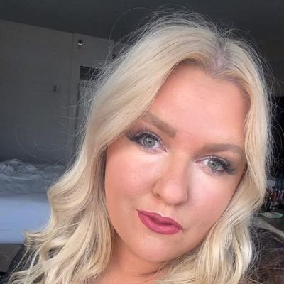 AnnaMartin98251's profile picture. 