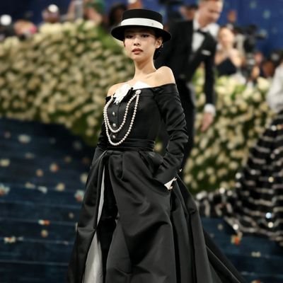 lidiaes42914936's profile picture. Jennie 👑

BLACKPINK🖤💗