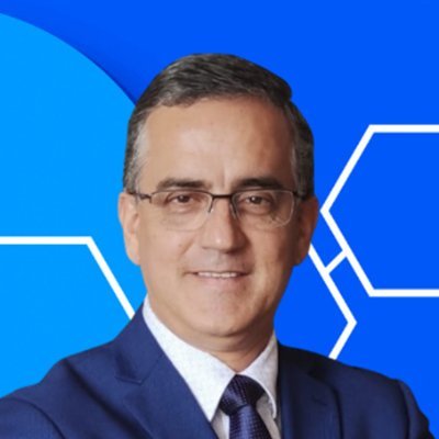 Abogado y profesor universitario. Presidente de @procesalecuador y director de @LegalGroup_Ec Opiniones personales. Autor de @capsulasproces1.