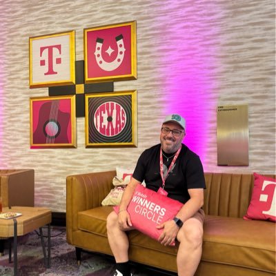 T-Mobile Mobile Expert #OrlandoCentral “Work With Passion, Sell With Purpose” #WCW21🏅 #WCW24🏅 #InternationalTraveler 🧳✈️ #NotMyPresident