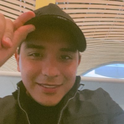 Alexis262903's profile picture. 