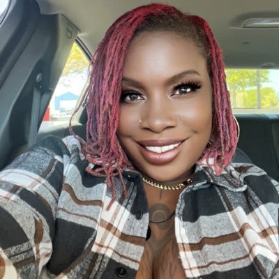 BluMoon317's profile picture. 