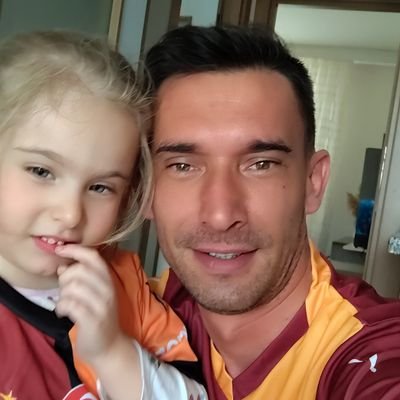 efeoglu1818's profile picture. 