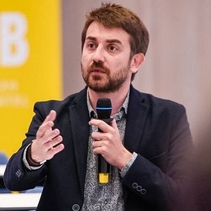 Prufissori bislinguu di Matematichi – Militanti @PNazioneCorsa (@EFAparty è @RetPS)