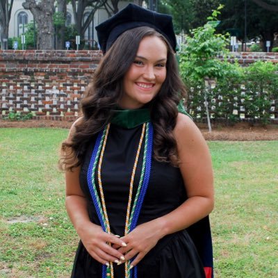 MS-4 @mcg_aug || @universityofga alum ‘21 || aspiring surgeon || dog mom, traveler and #FirstGenMD