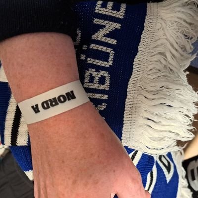 🐑#nurderHSV💙 @HSV home sweet home 27A #newlyfootballaddicted @SeattleSeahawks #12s #Wortgetüdel #Boldt, Baby #nachtswach #alwaysinlove #föhrliebt🦭