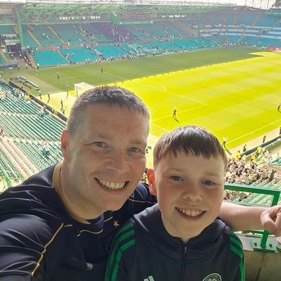 Robert_R80ABO's profile picture. Season ticket holder 402 🍀.