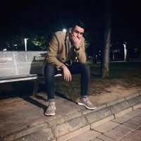 «Mi infancia son recuerdos de un patio de Sevilla» Antonio Machado
