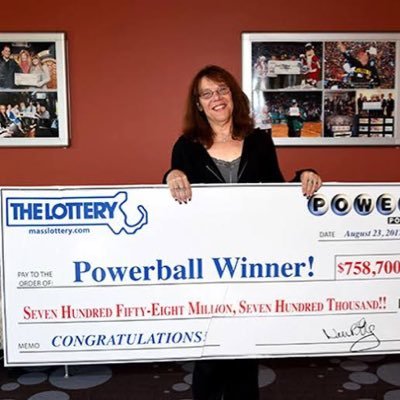 I won a lottery of $758.7 million and I’m giving $10,000 out to my first 350 followers all you have to do is DM (MAVIS I FOLLOWED)